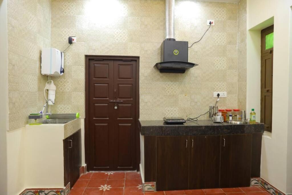 Heritage Home With 2 Bed/2 Bath With Kitchen In A Residential Neighborhood. Madurai Extérieur photo