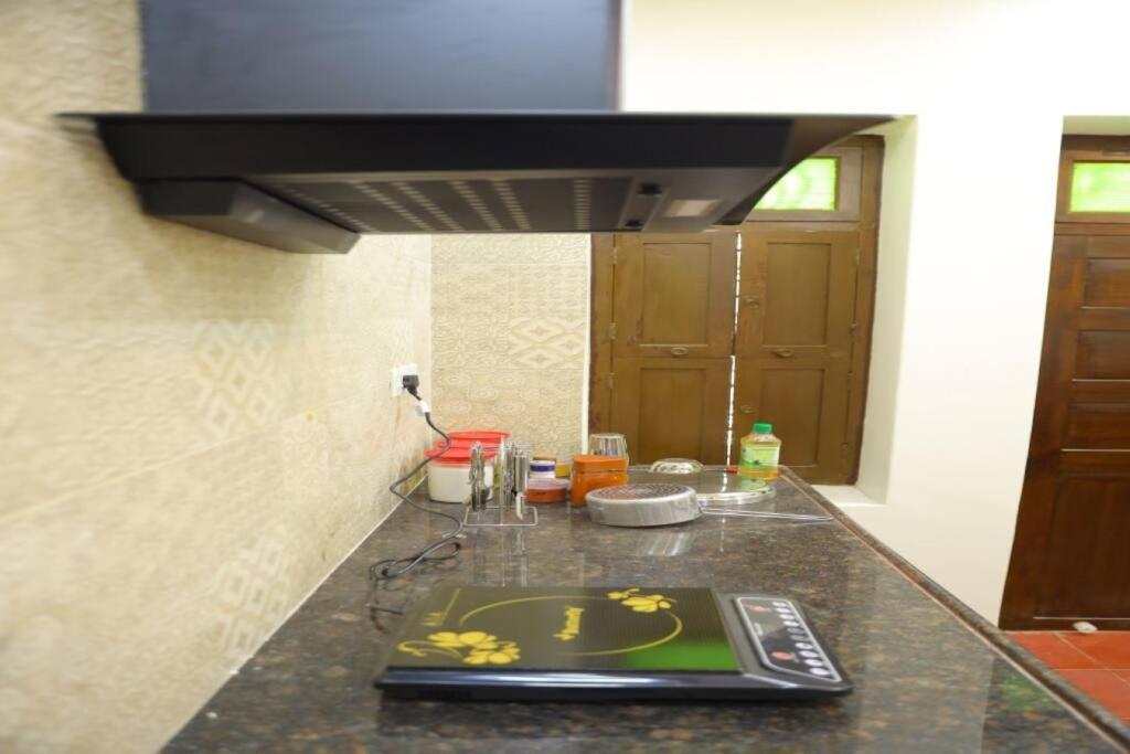 Heritage Home With 2 Bed/2 Bath With Kitchen In A Residential Neighborhood. Madurai Extérieur photo