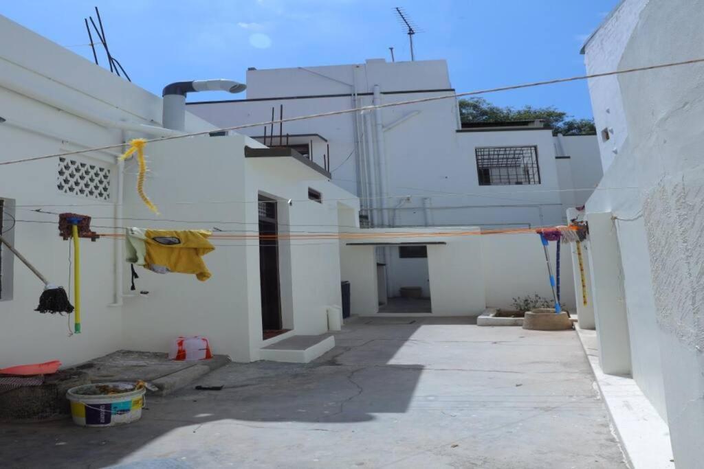 Heritage Home With 2 Bed/2 Bath With Kitchen In A Residential Neighborhood. Madurai Extérieur photo
