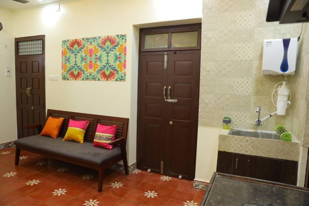 Heritage Home With 2 Bed/2 Bath With Kitchen In A Residential Neighborhood. Madurai Extérieur photo